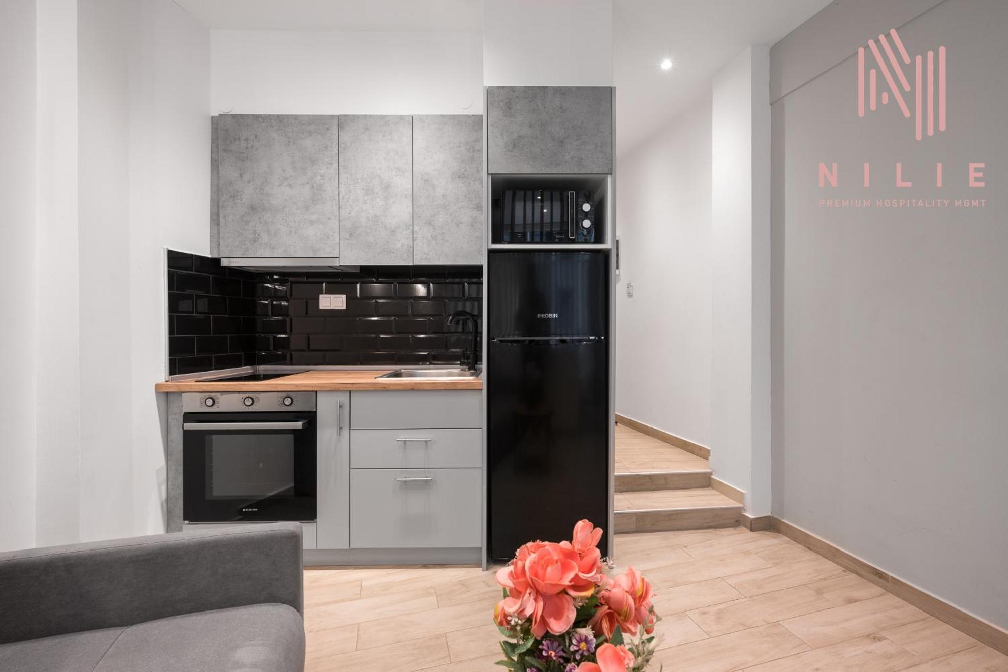 Level #2, Nilie Hospitality Mgmt Appartement Thessaloniki Buitenkant foto