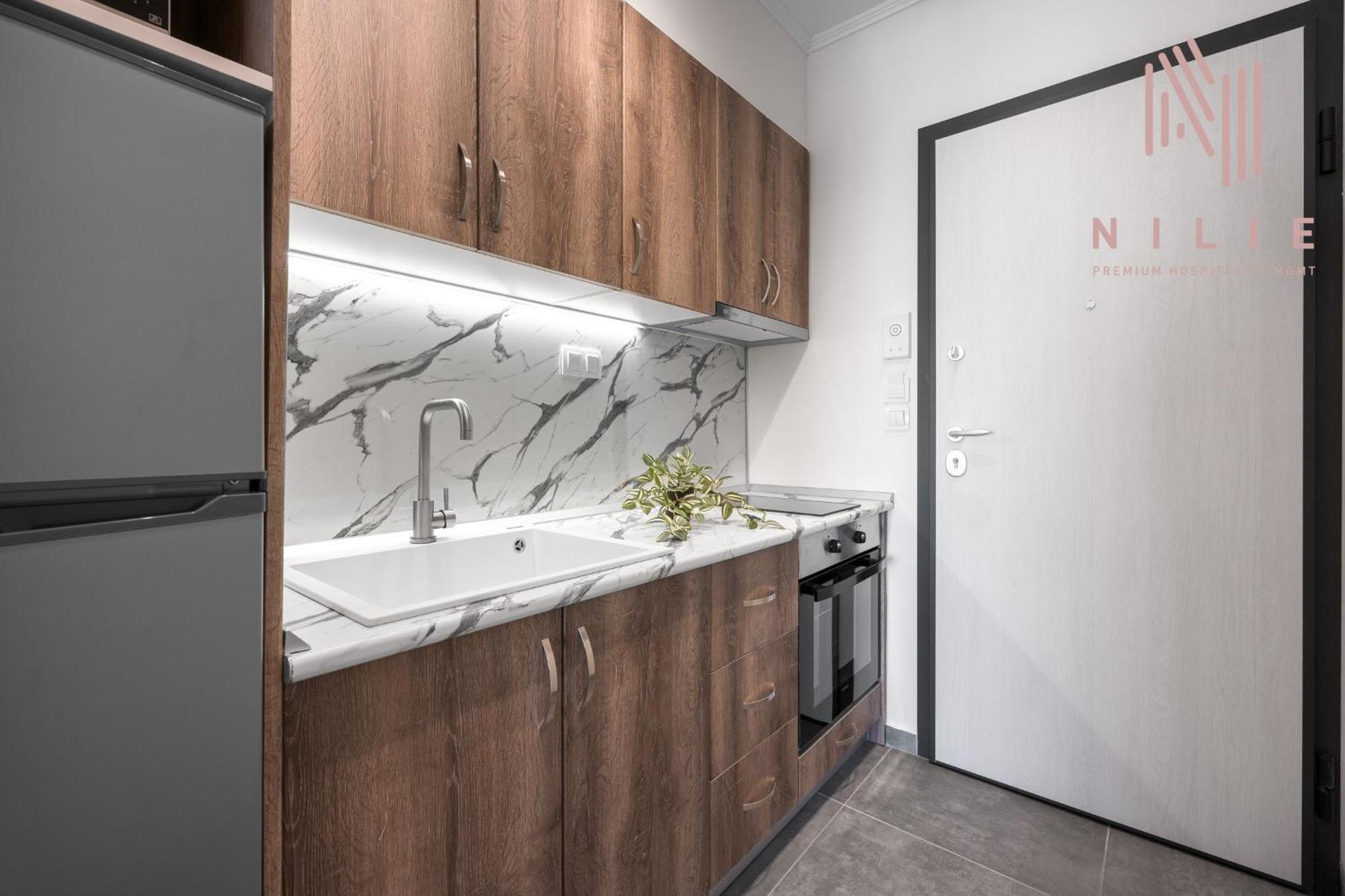 Level #2, Nilie Hospitality Mgmt Appartement Thessaloniki Buitenkant foto